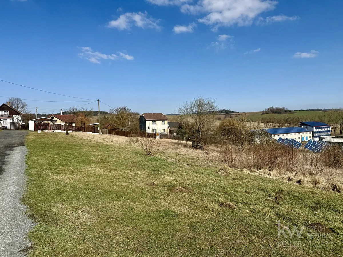 Prodej stavebního pozemku 5322 m²